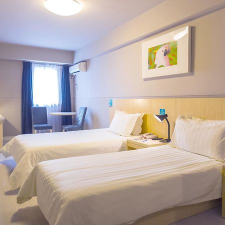 Jinjiang Inn Chengdu Chunxi Road Taiguli Hotel מראה חיצוני תמונה