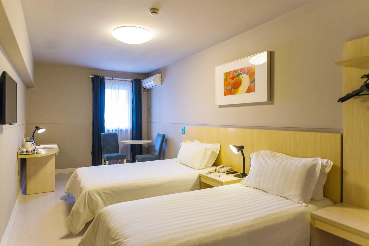 Jinjiang Inn Chengdu Chunxi Road Taiguli Hotel מראה חיצוני תמונה