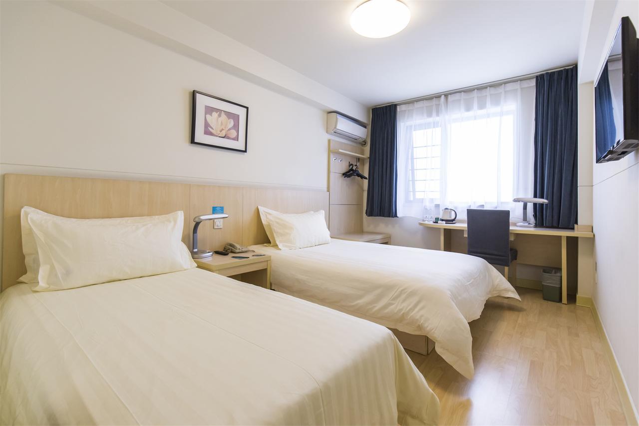 Jinjiang Inn Chengdu Chunxi Road Taiguli Hotel מראה חיצוני תמונה