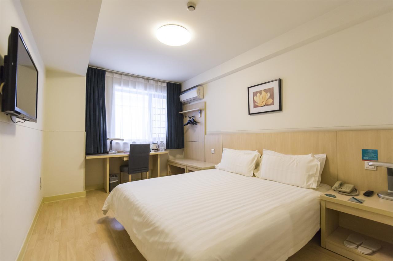 Jinjiang Inn Chengdu Chunxi Road Taiguli Hotel מראה חיצוני תמונה