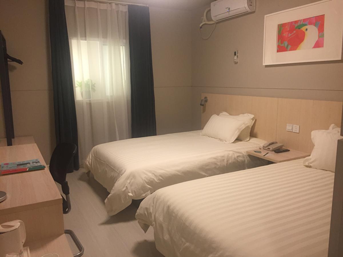 Jinjiang Inn Chengdu Chunxi Road Taiguli Hotel מראה חיצוני תמונה